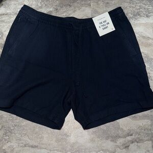 Abercrombie & Fitch Black Men's 6" Pull-On Athletic Shorts